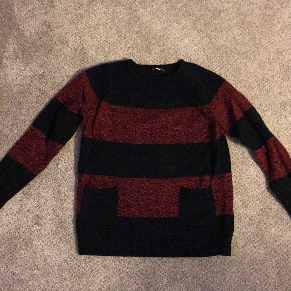 Women’s Gap Sweater